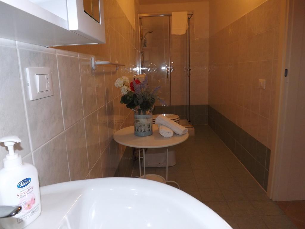 B&B Central Toma มอนเตกาตินี แตร์เม ภายนอก รูปภาพ