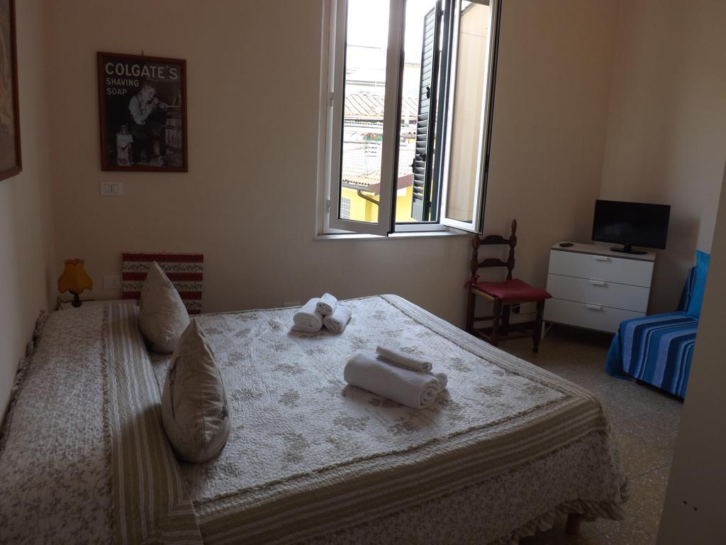 B&B Central Toma มอนเตกาตินี แตร์เม ภายนอก รูปภาพ